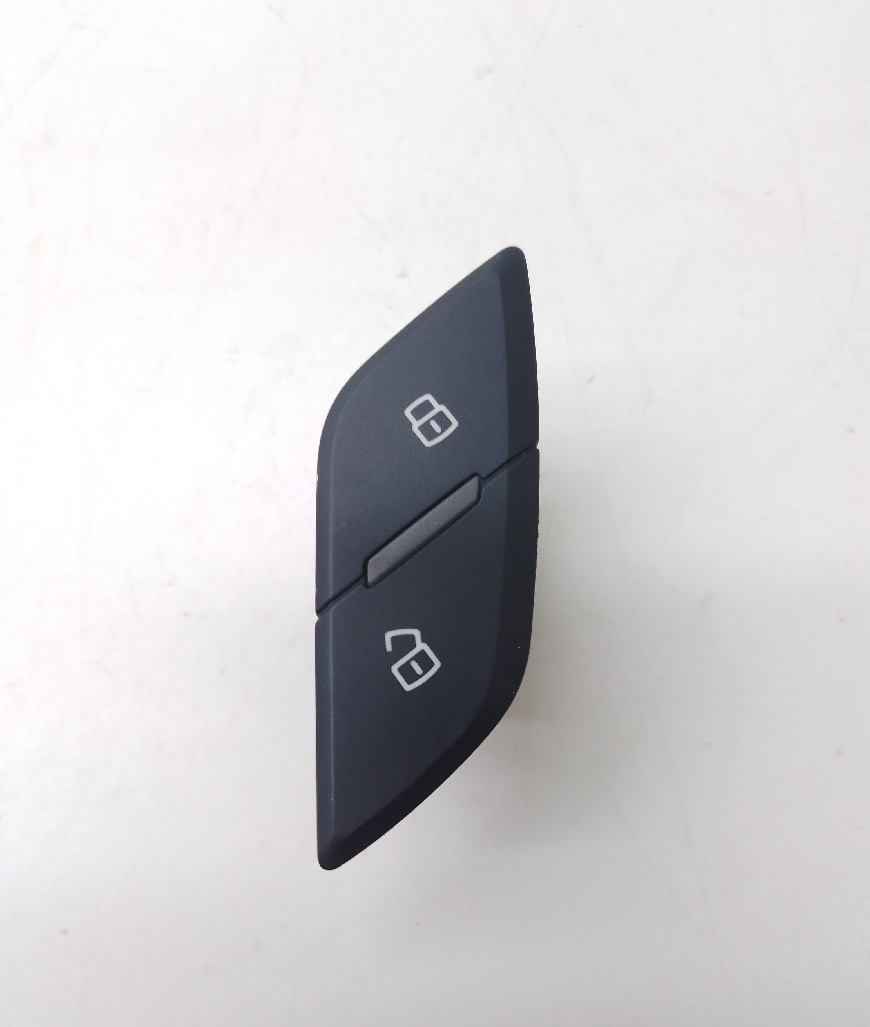 Botão Trava Destrava Porta Audi Q3 Tfsi 2.0 2013 / 2014