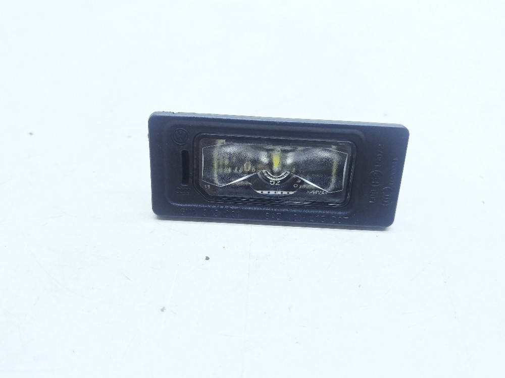 Luz Placa Traseira Vw Jetta Gli 2.0 2023 2024 5NA943021