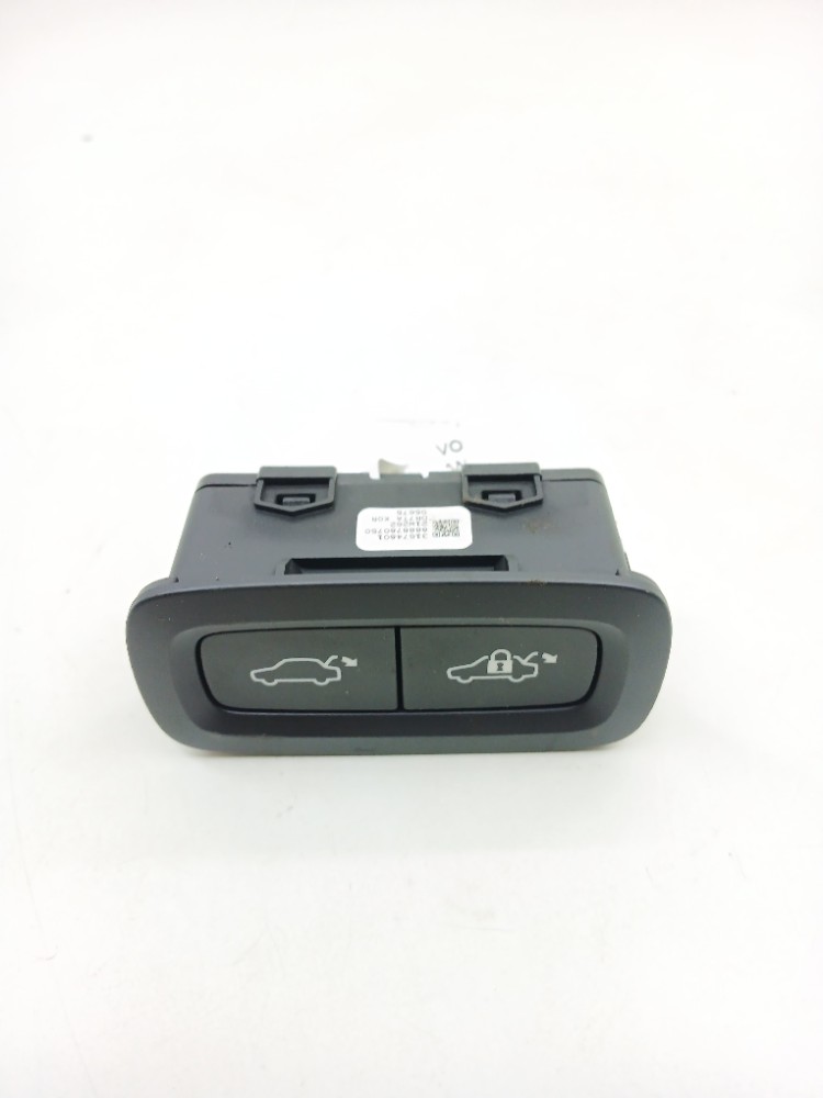 Botão Abertura Tampa Traseira Volvo Xc40 1.5 2022 31674801