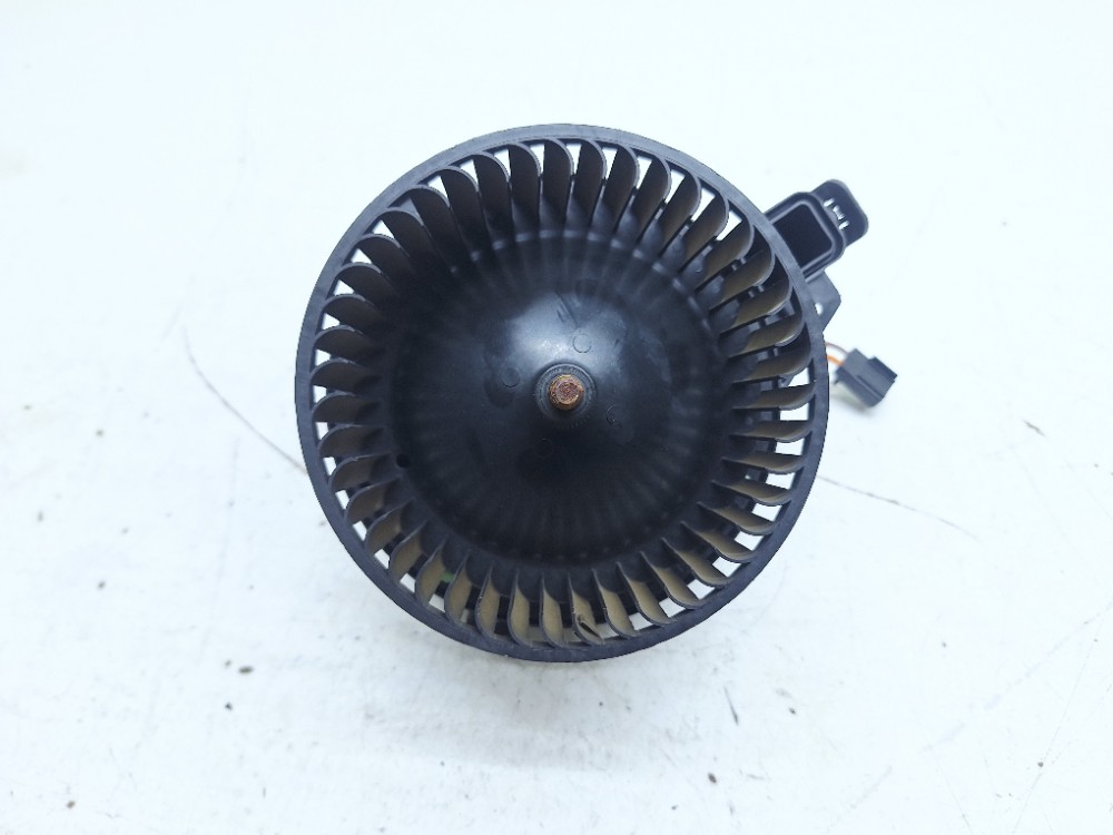 Ventilador Ar Condicionado Vw Polo Gts 1.4 2025 2q1820021a