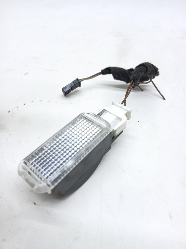 Luz Cortesia Porta Luvas Audi A3 1.8 2015