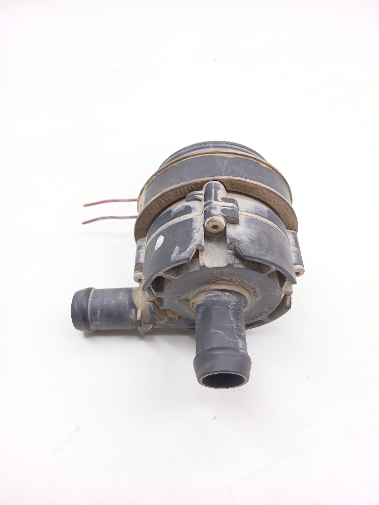 Bomba Agua Auxiliar Mercedes Gla200 1.6 2015 a0005000686
