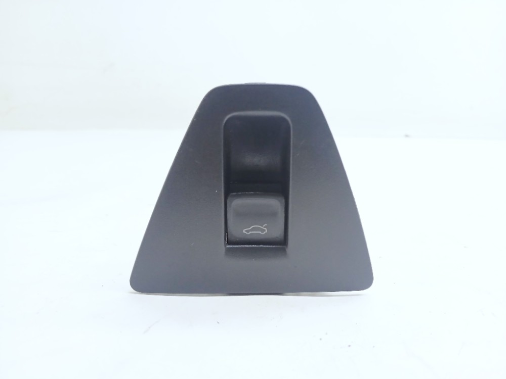 Botão Abertura Porta Malas Vw Jetta Gli 2.0 2020 17b867375