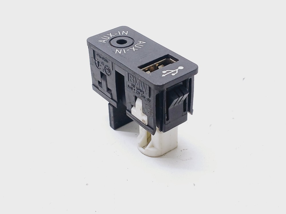 Entrada Usb Auxiliar Bmw 320i 2019 2020 9229246