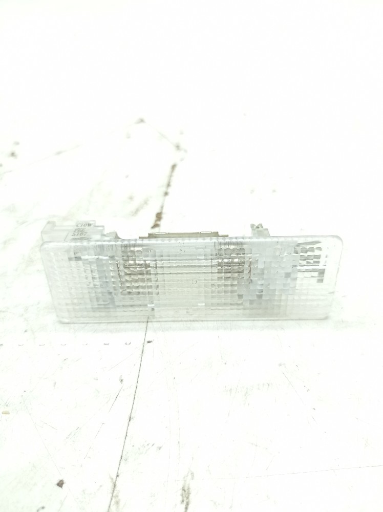 Luz Cortesia Tampa Traseira Vw Taos Tsi 1.4 2023 3g0947101a