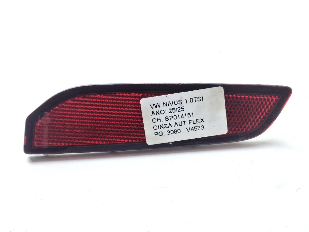 Defletor Luz Traseira Direita Vw Nivus 1.0tsi 2025 Vermelho