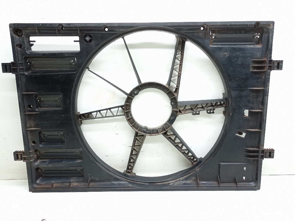 Defletor Ventoinha Radiador Vw Jetta Gli 2.0 2019 5qm121203h