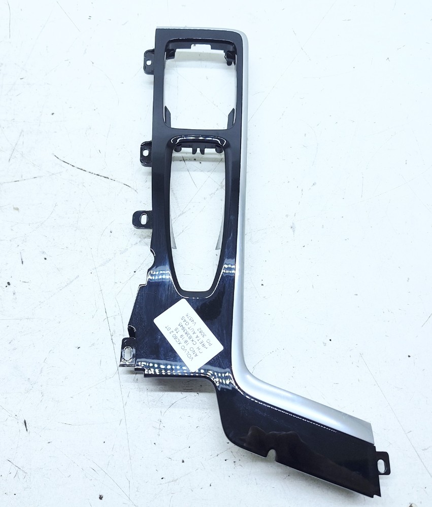 Acabamento Console Central Volvo Xc60 2.0 2019 31417548