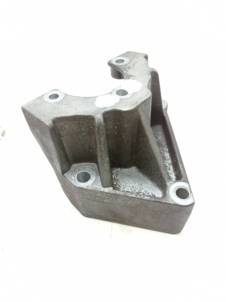 Suporte Chevrolet Camaro V8 6.2 2010 2011 126107920004