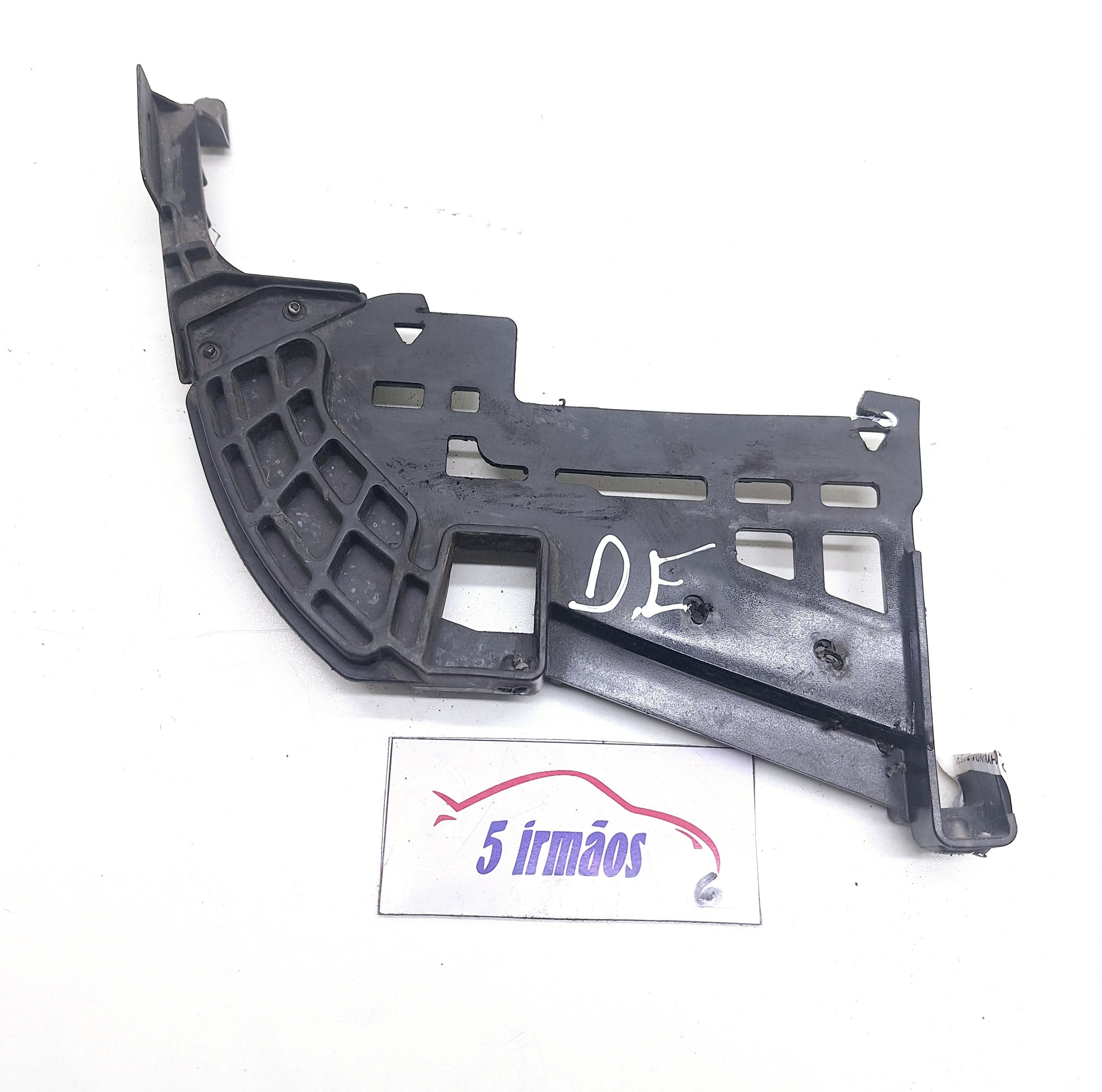 Guia Parachoque Dianteiro Esquerdo Hyundai Tucson 2.7 2006