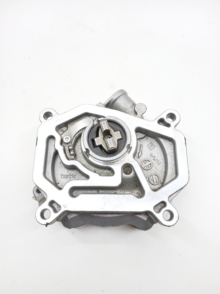 Bomba Vácuo Mercedes C200 2.0 Turbo 2015 2016 2701800901