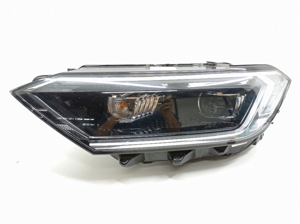 Farol Led Esquerdo Vw Jetta Gli 2.0 2023 2024 17b941035e