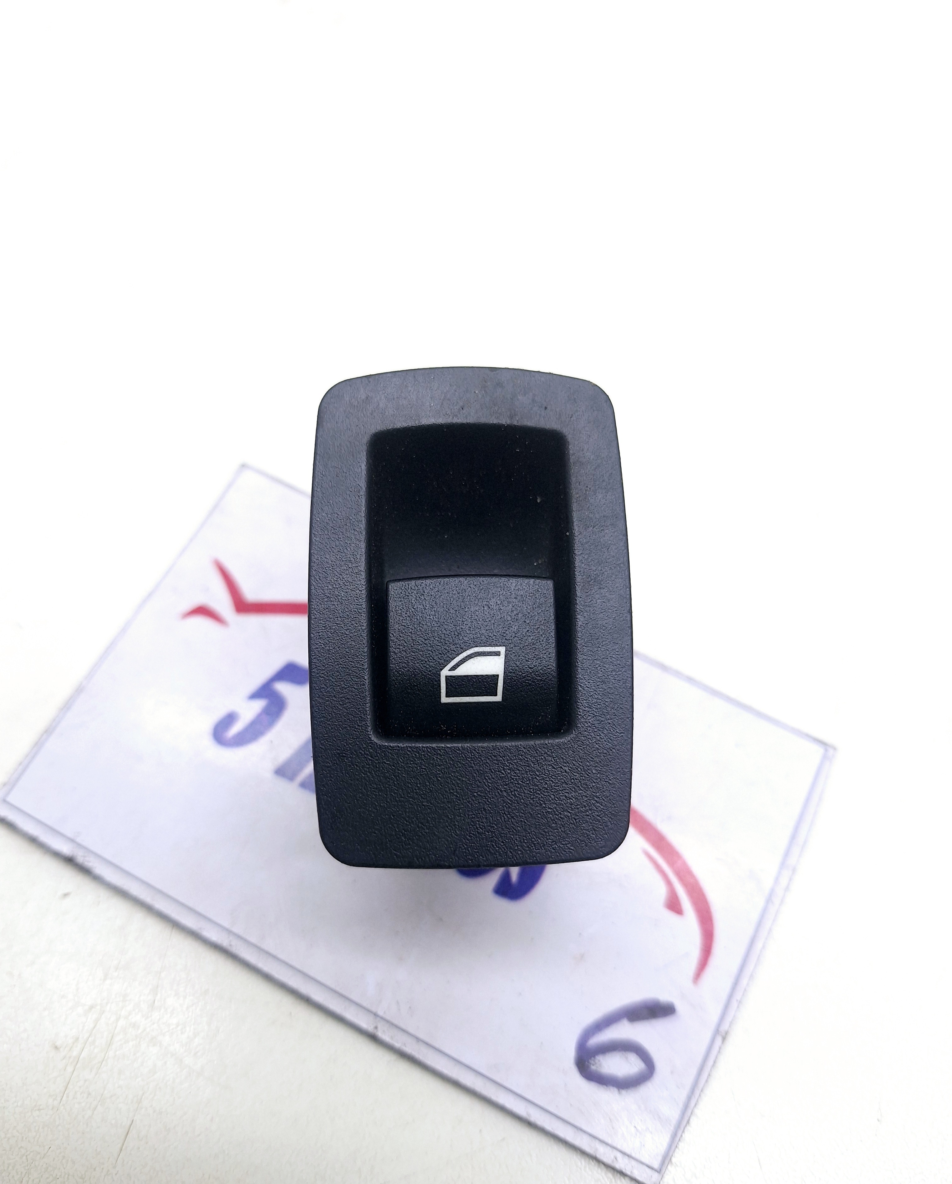 Comando Vidro Traseiro Esquerdo Bmw 125 2.0 2013 Nº920810602