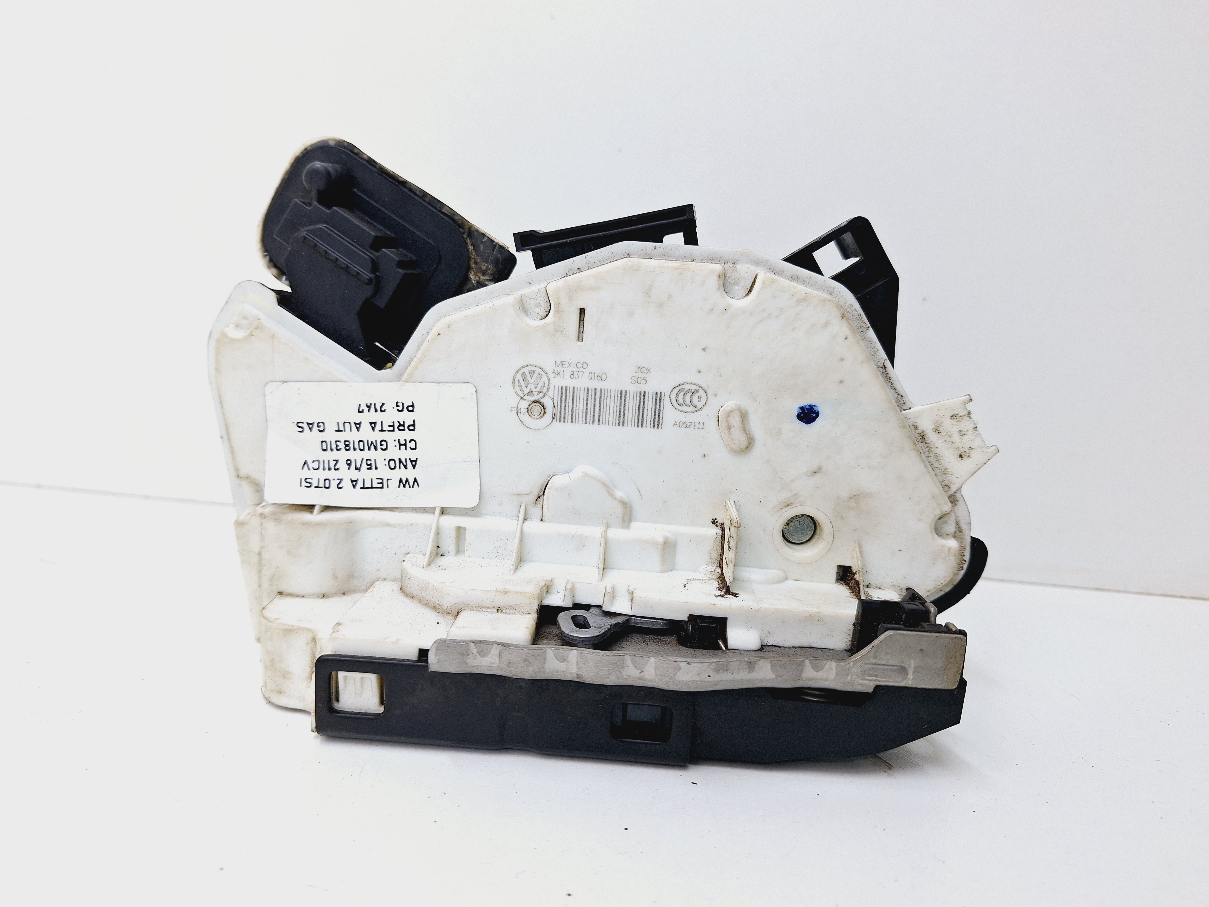 Fechadura Porta Dianteira Direita Vw Jetta 2.0 2015 2016