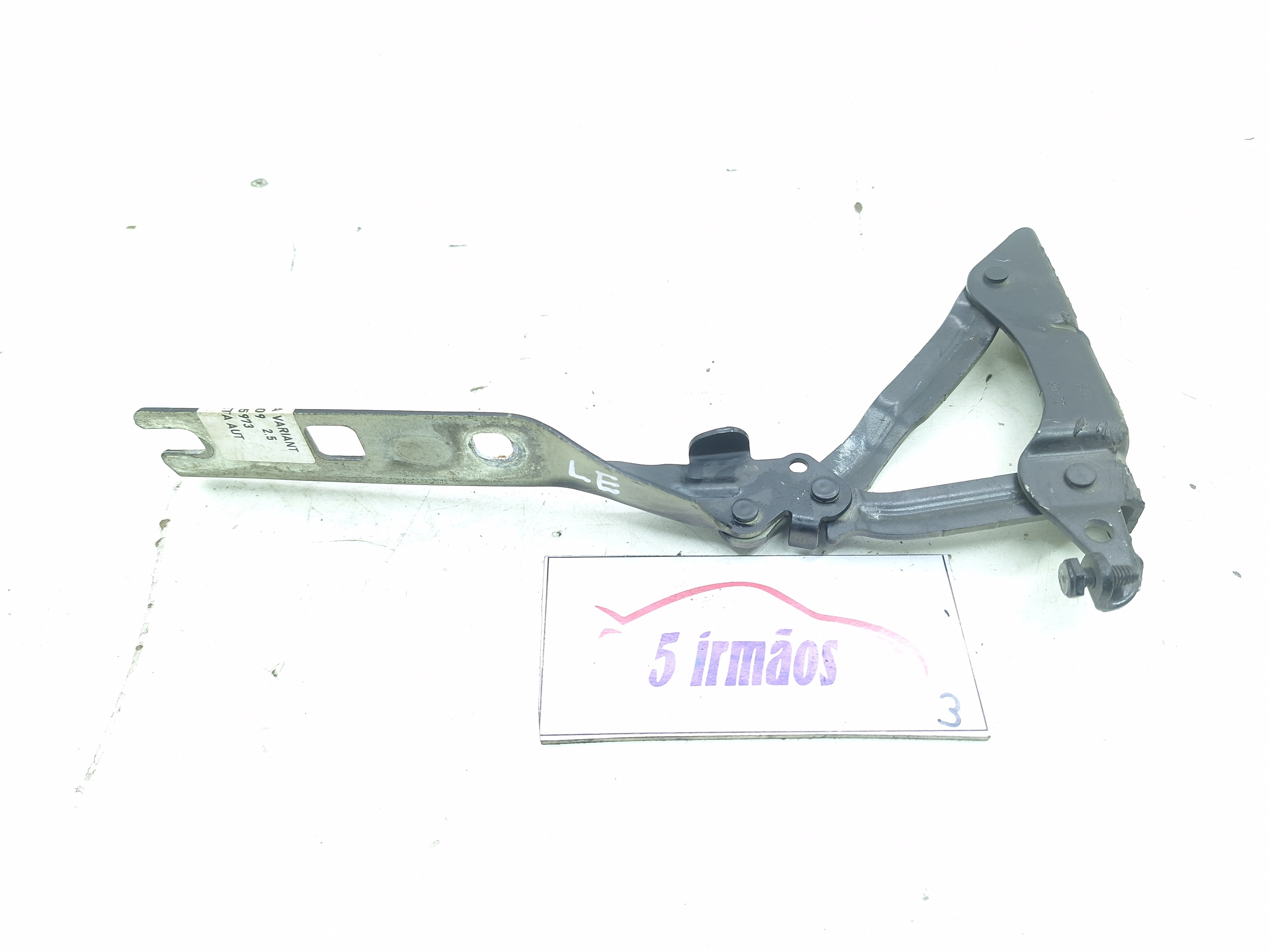 Dobradiça Esquerda Capô Vw Jetta 2.5 2008 / 2009 / 2010