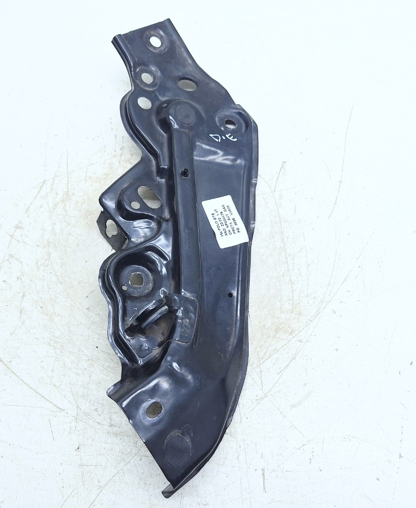 Suporte Farol Esquerdo Vw Polo Gts 1.4 2022