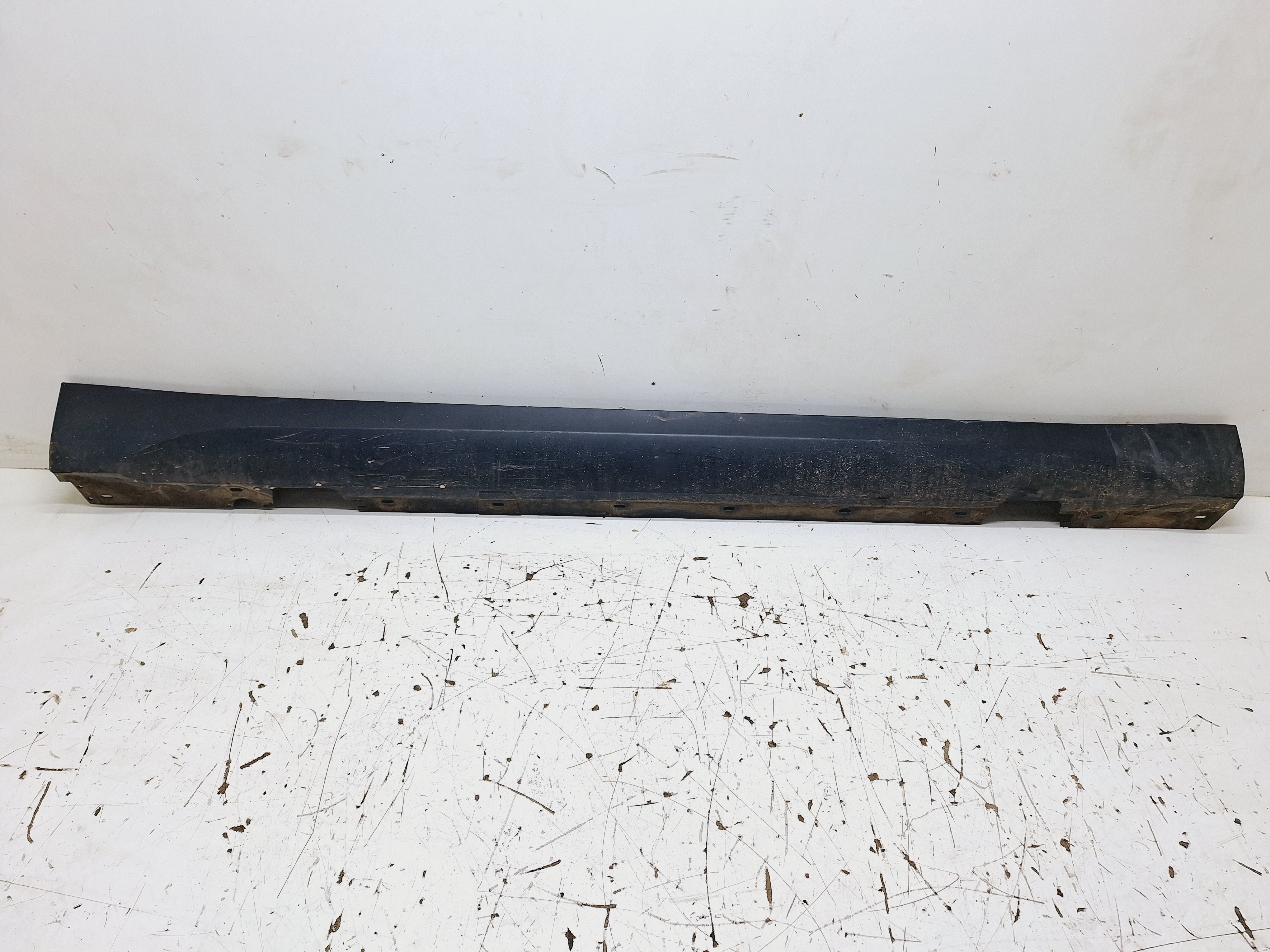 Spoiler Direito Bmw X1 2.0 Turbo Flex 2013 / 2014 / 2015 Preto