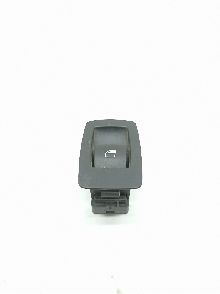 Comando Vidro Traseiro Direito Bmw 320i 2.0 2011 2012