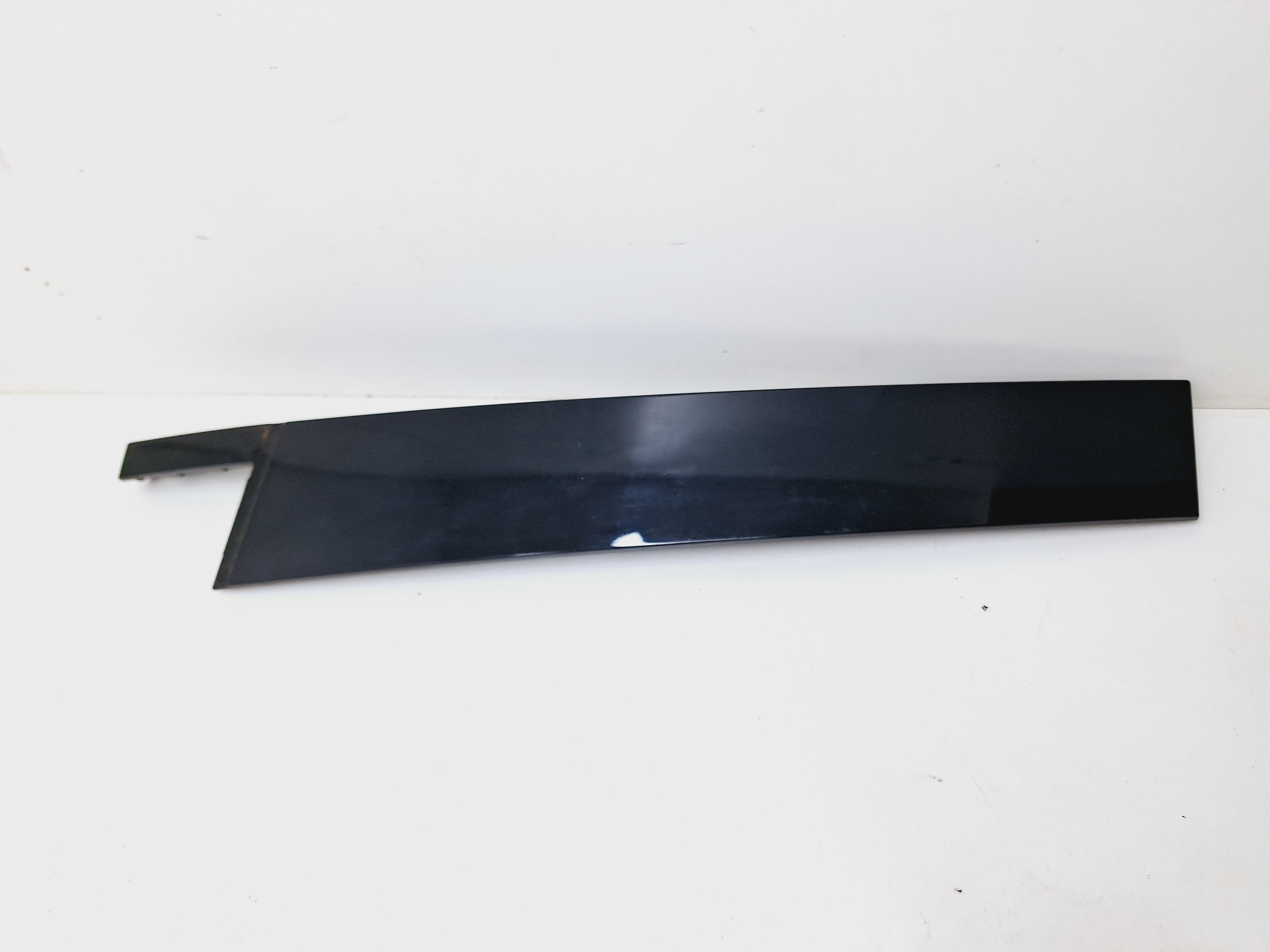 Acabamento Porta Traseira Direita Vw Tiguan Tsi 2.0 2021  Preto