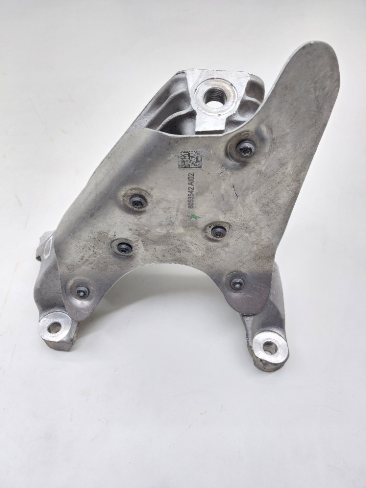 Suporte Direito Motor Bmw M3 Competition 3.0 2026 8053542