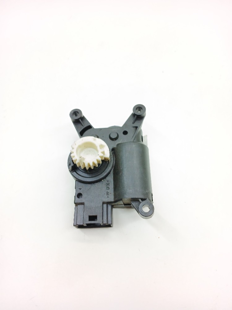 Motor Atuador Caixa Ar Vw Passat Tsi 2.0 2017 5q0907511k