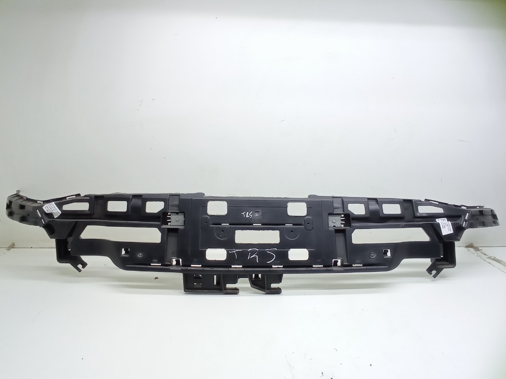 Guia Central Parachoque Traseiro Audi Ttrs 2.5 2021