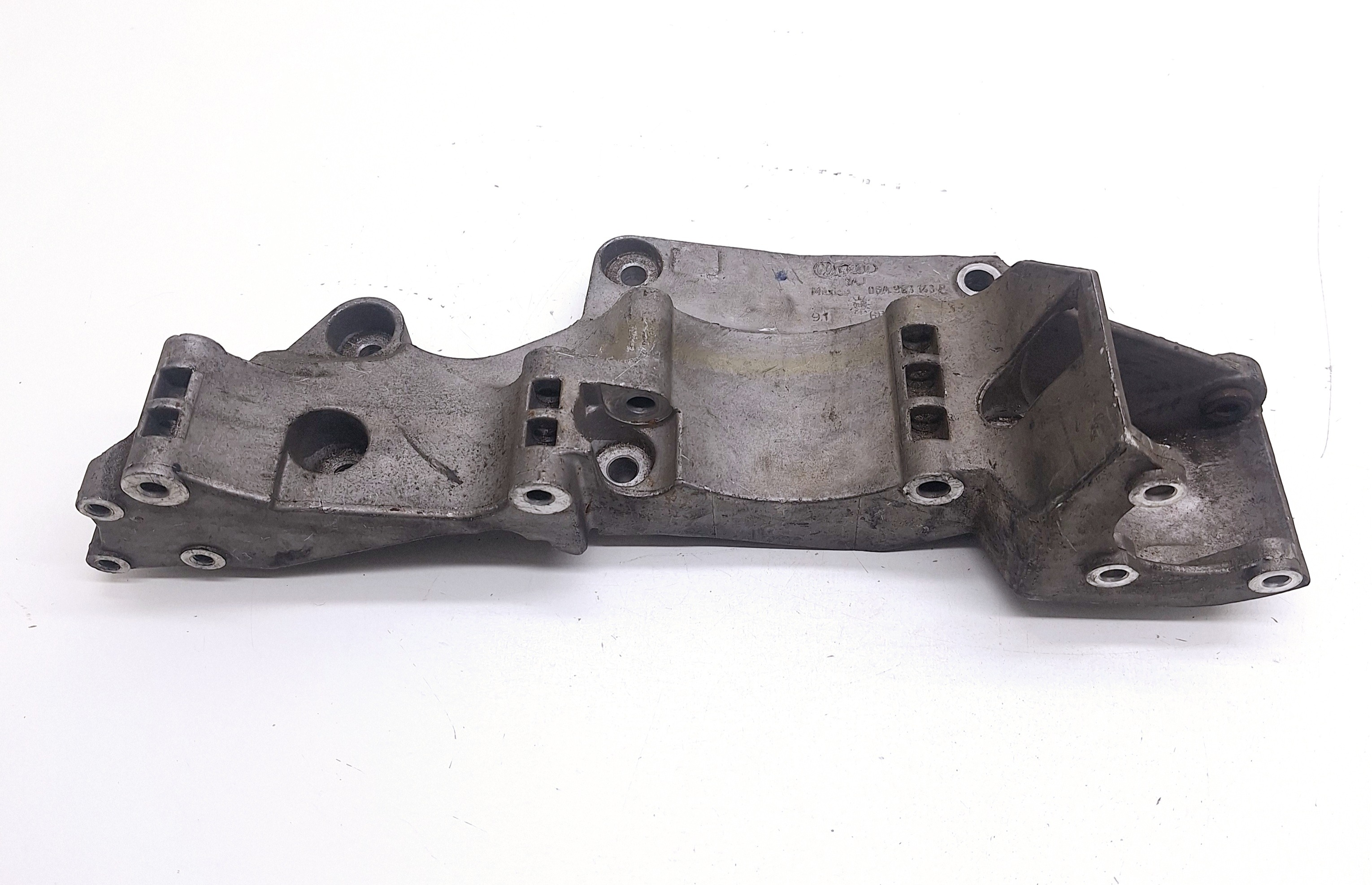 Suporte Alternador Vw Golf 2.0 2009/ 2010 N06a903143p
