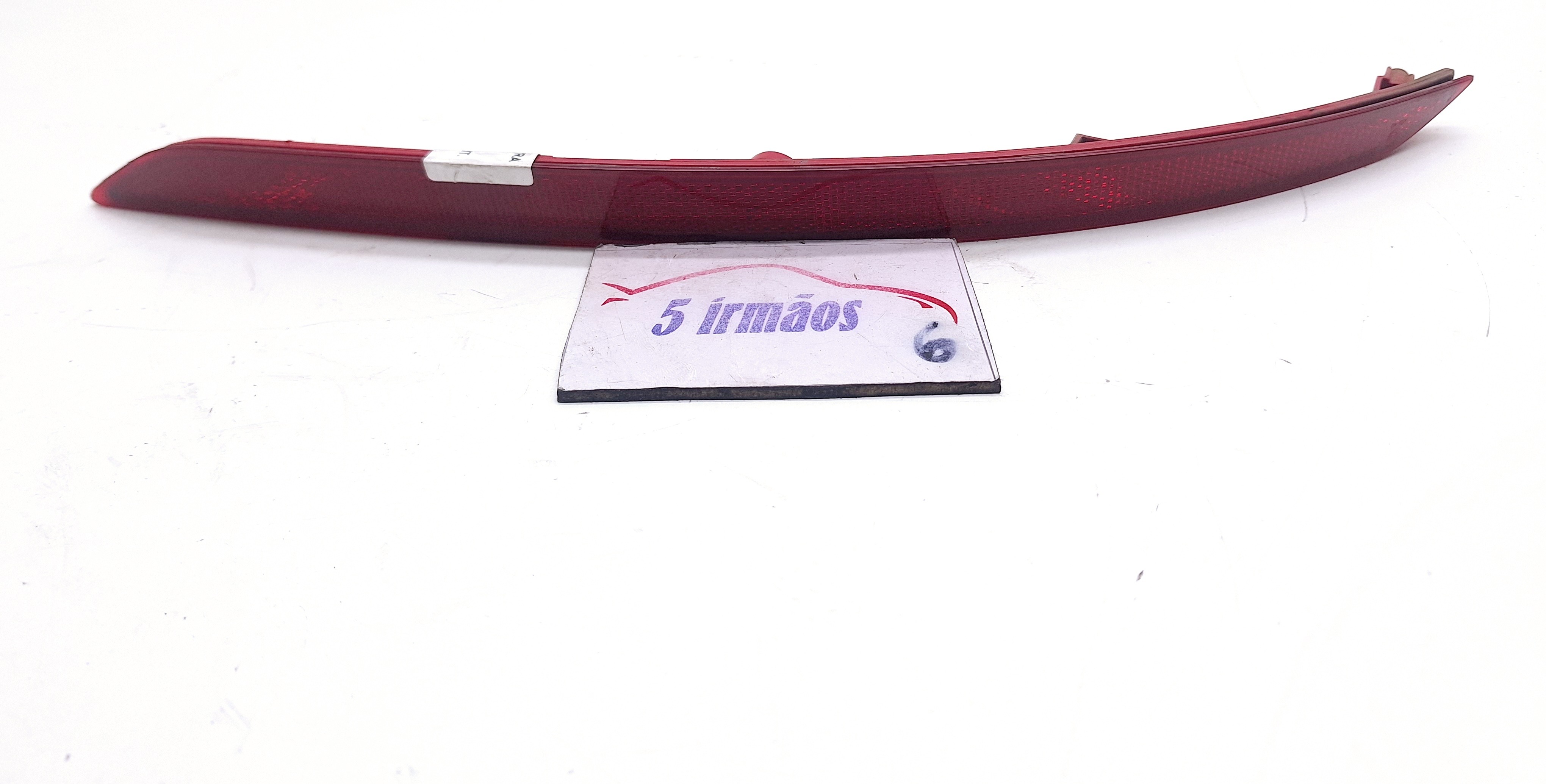 Refletor Olho Gato Traseiro Direito Elantra 2.0 2017/ 2019 Vermelho