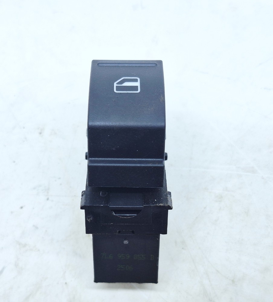 Comando Vidro Traseiro Esquerdo Vw Jetta 2.0 2016 7l6959855b