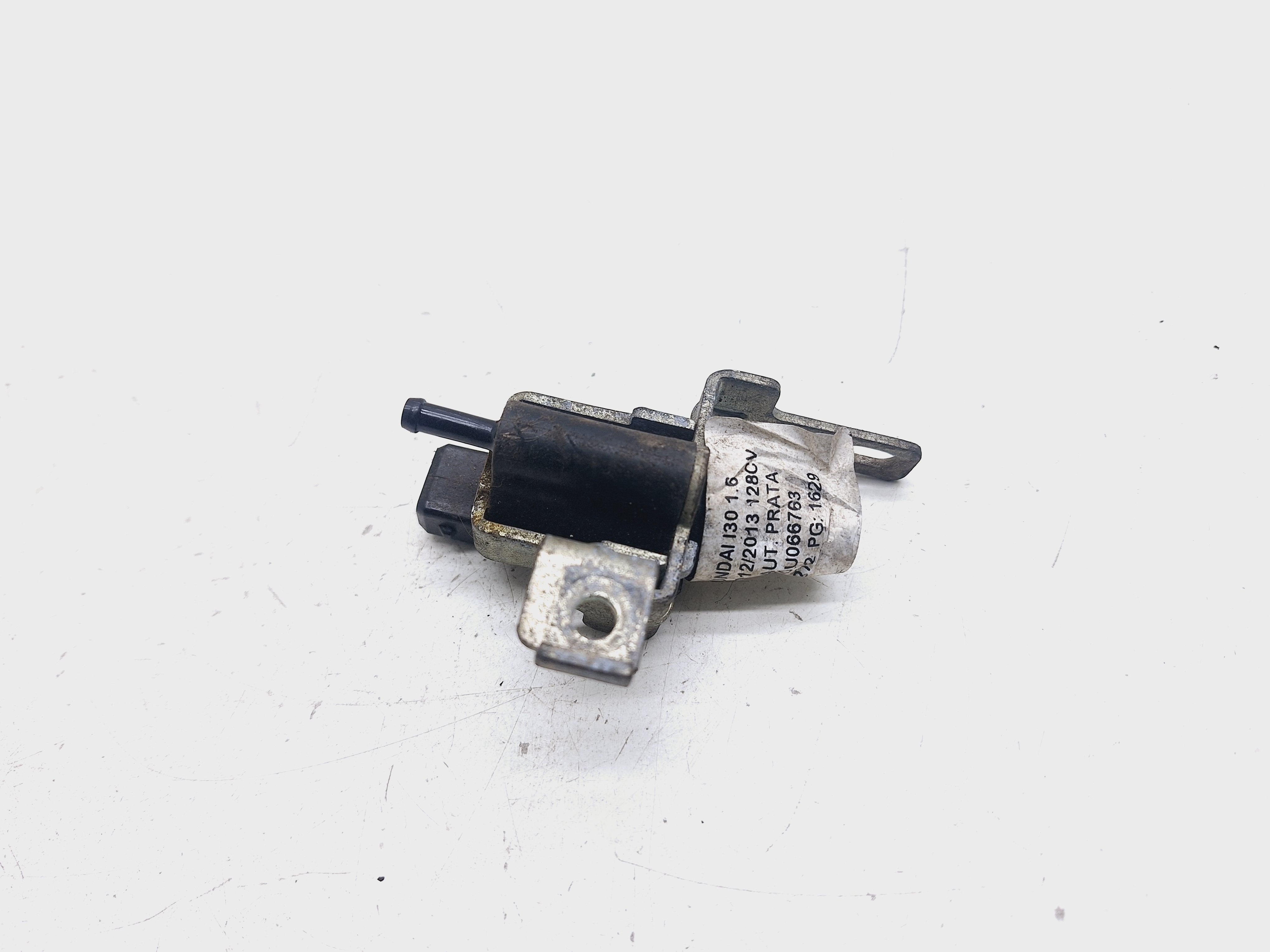 Válvula Solenoide Hyundai I30 1.6 2012 2012 394602b200