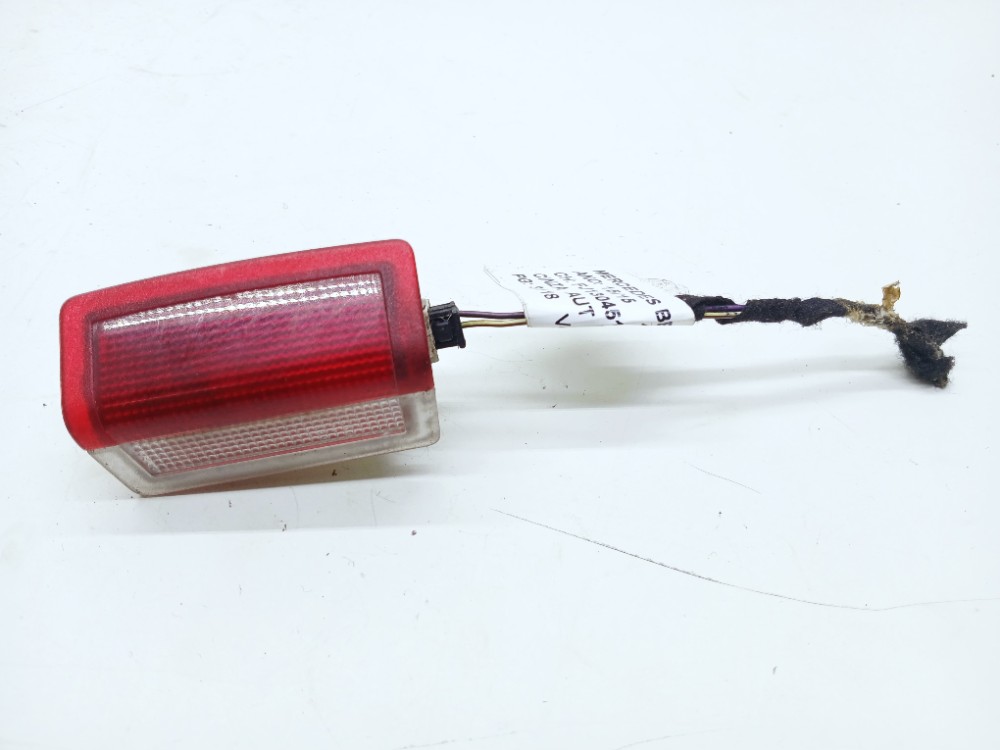 Luz Cortesia Porta Dianteira Esquerda Gla200 1.6 2015