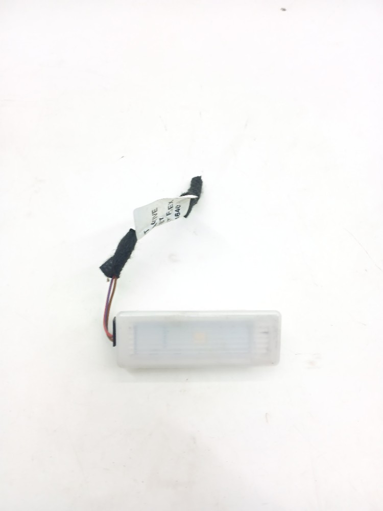 Luz Cortesia Porta Traseira Direita Bmw 320i 2.0 2016 2017
