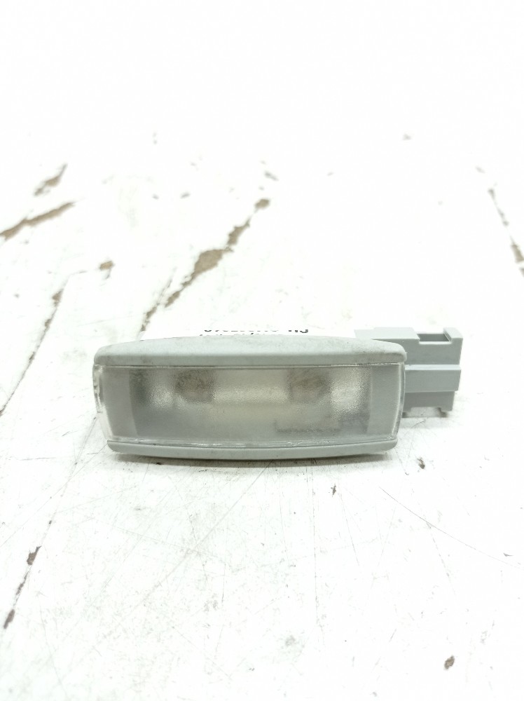 Luz Cortesia Quebra Sol Direito Vw Jetta Tsi 1.4 2016