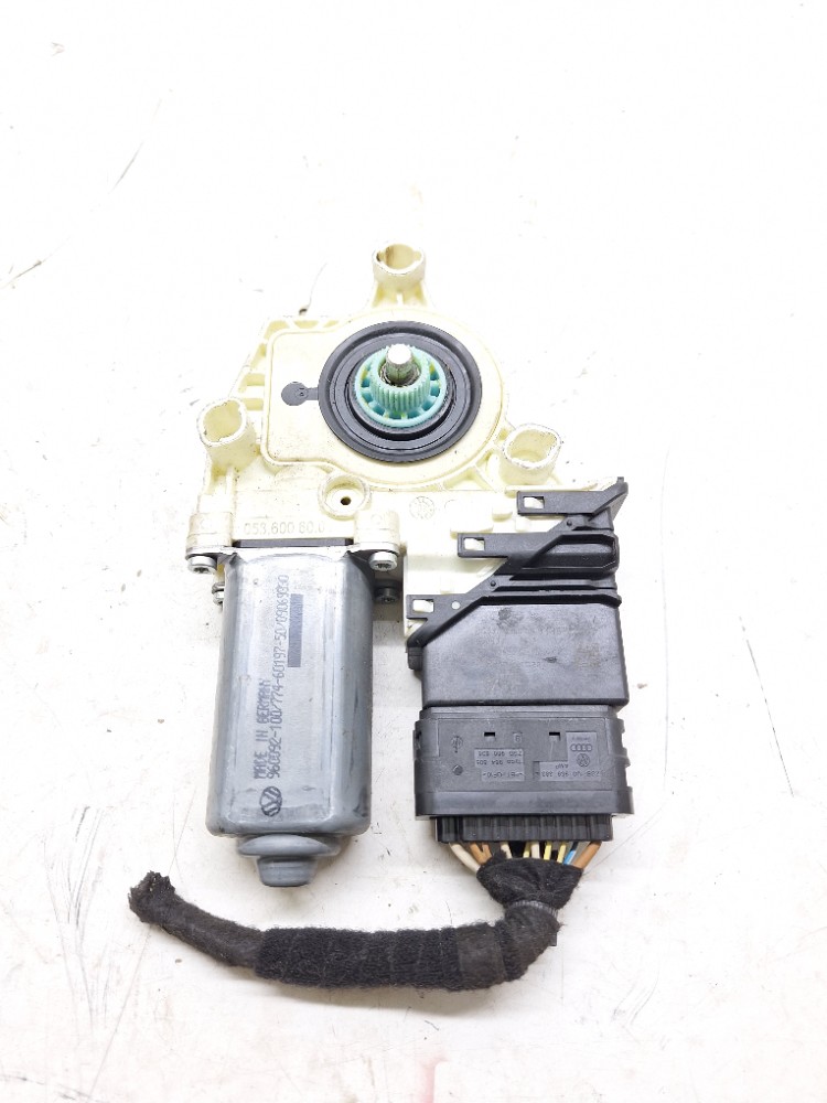Motor Maquina Vidro Traseiro Direito Vw Jetta 2.5 2010
