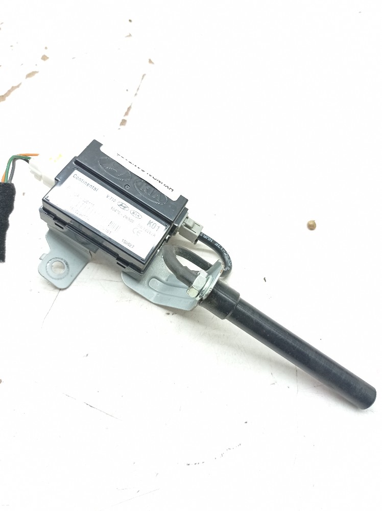 Módulo Antena Hyundai Santa Fe 3.3 2015 2016 954702w000