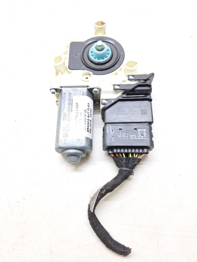 Motor Vidro Traseiro Direito Vw Jetta Tsi 2.0 2012 2013