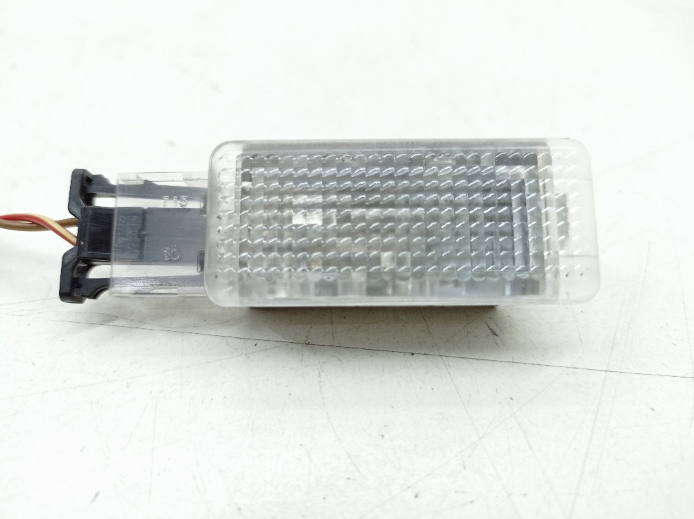 Luz Cortesia Porta Luvas Vw Jetta Tsi 1.4 2017 2018