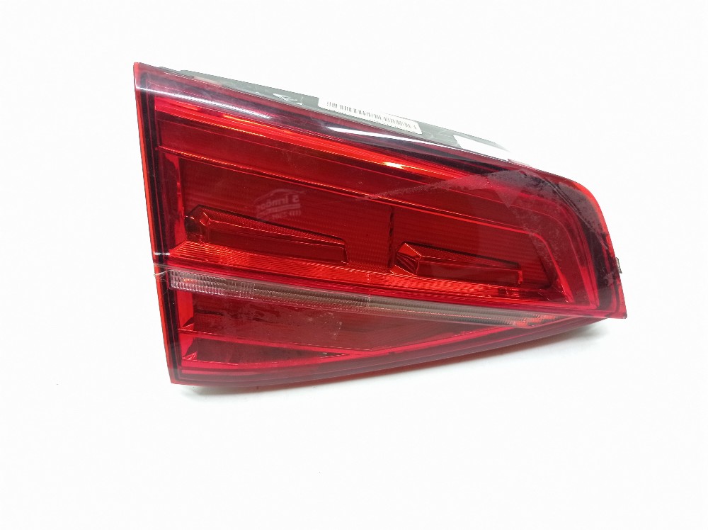 Lanterna Esquerda Tampa Traseira Vw Jetta Tsi 2.0 2016 Esquerdo/motorista Vermelho