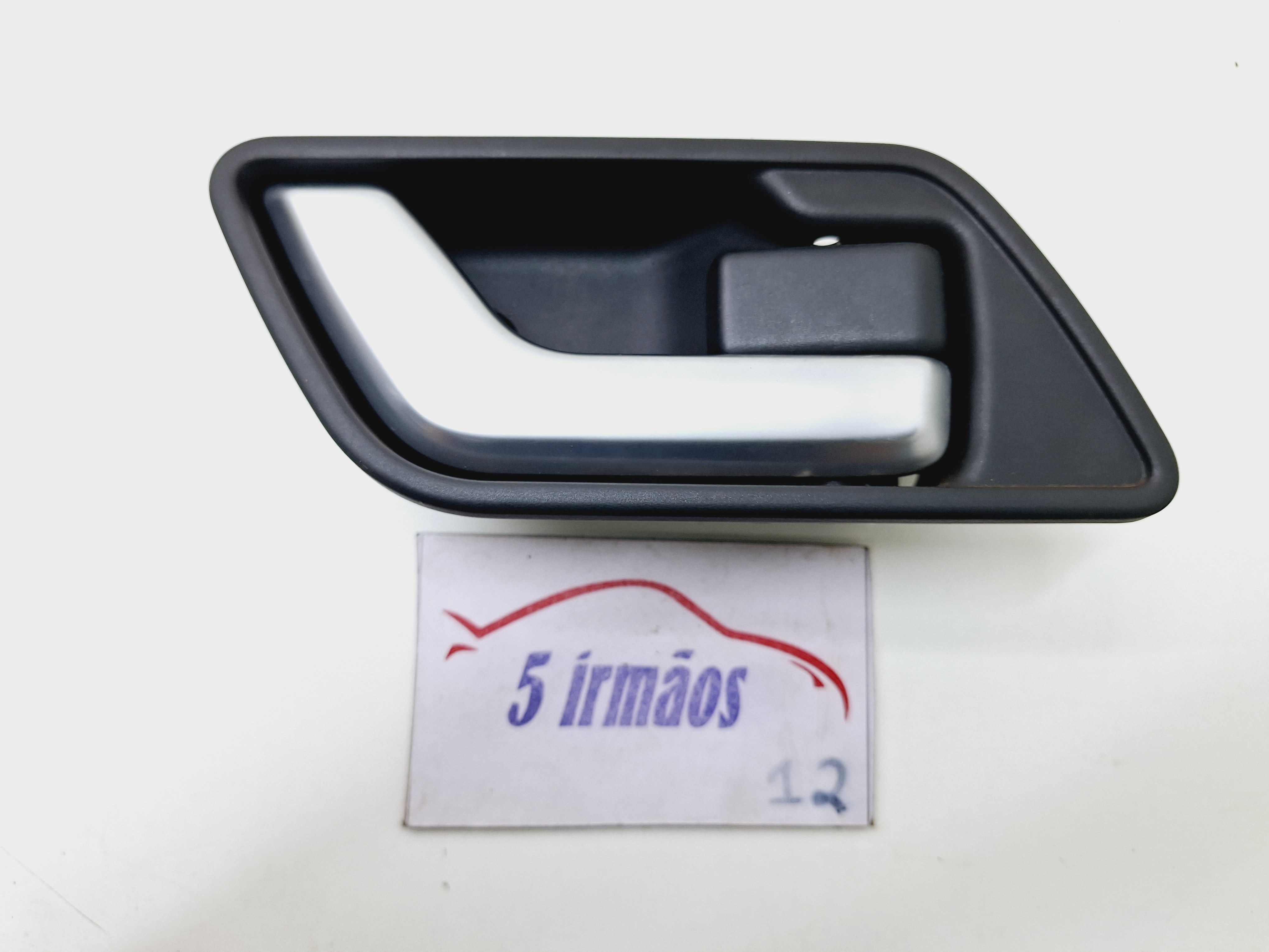 Maçaneta Interna Dianteira Direita Freelander 2 2.2 2011 Prata E Preto Dianteira