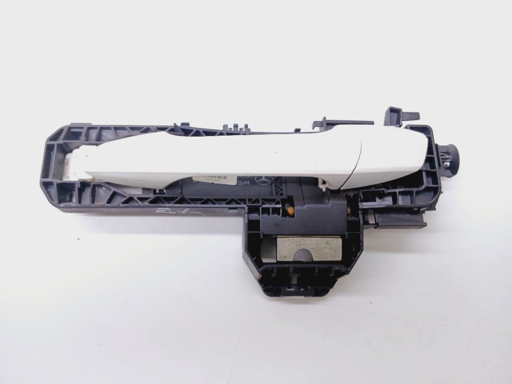 Maçaneta Traseira Esquerda Mercedes C200 1.6 2012 2013