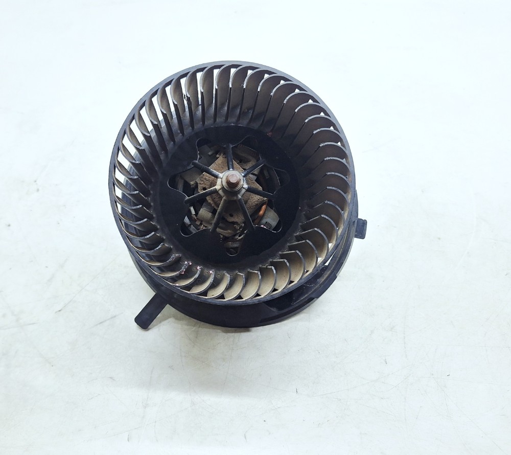 Ventilador Ar Condicionado Vw Jetta 2.0 2016 99828j