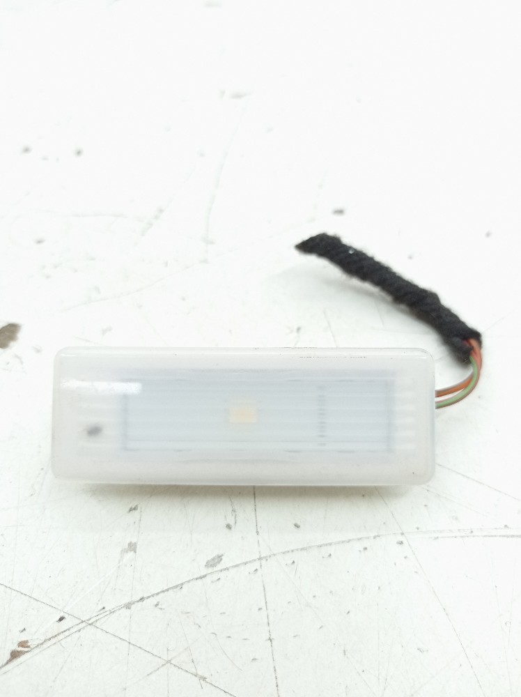 Luz Cortesia Porta Dianteira Esquerda Bmw 320i 2.0 2014 2015