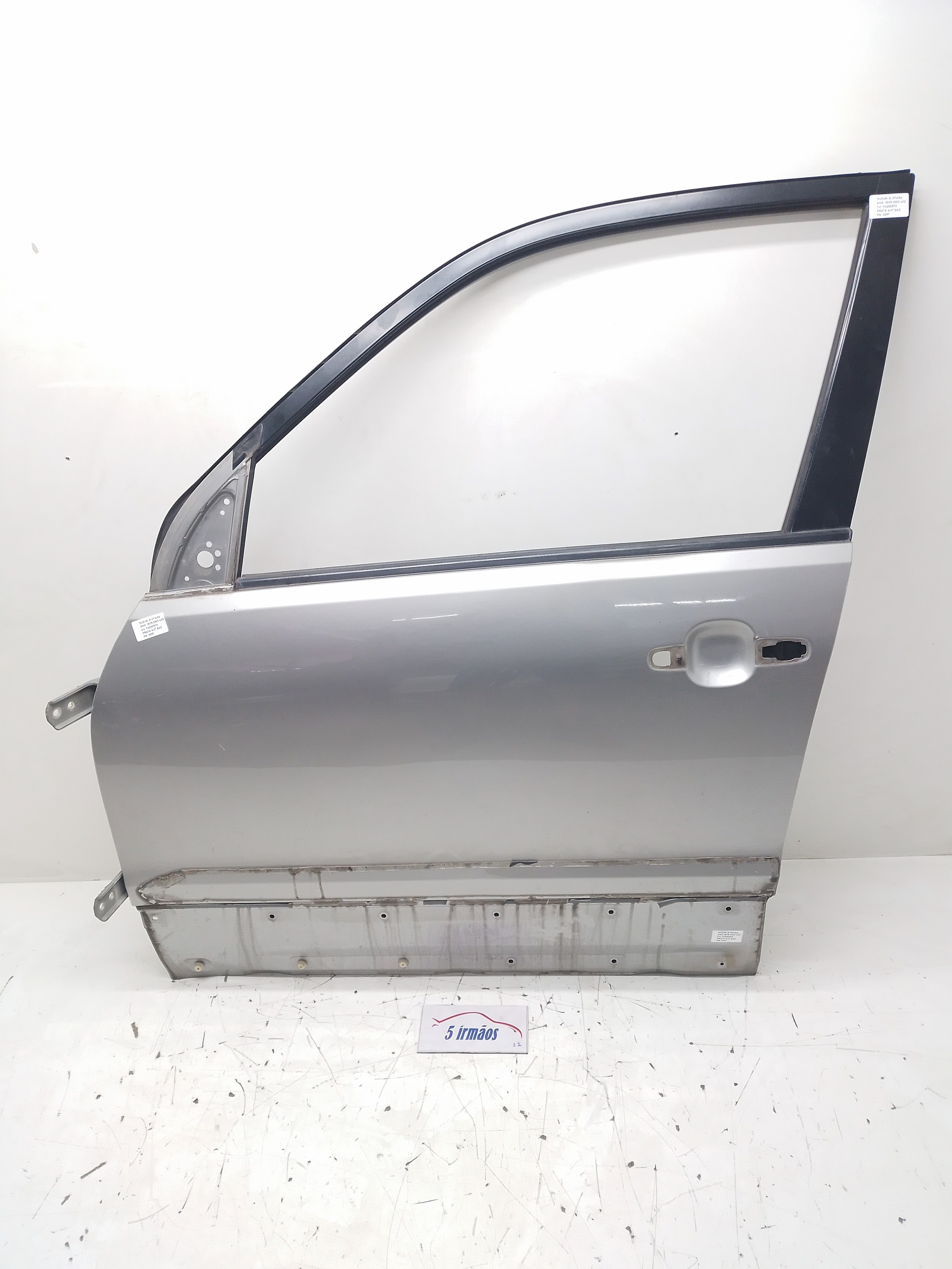 Porta Dianteira Esquerda Suzuki Grand Vitara 2wd 4×2 2015 Dianteira Esquerdo Prateado