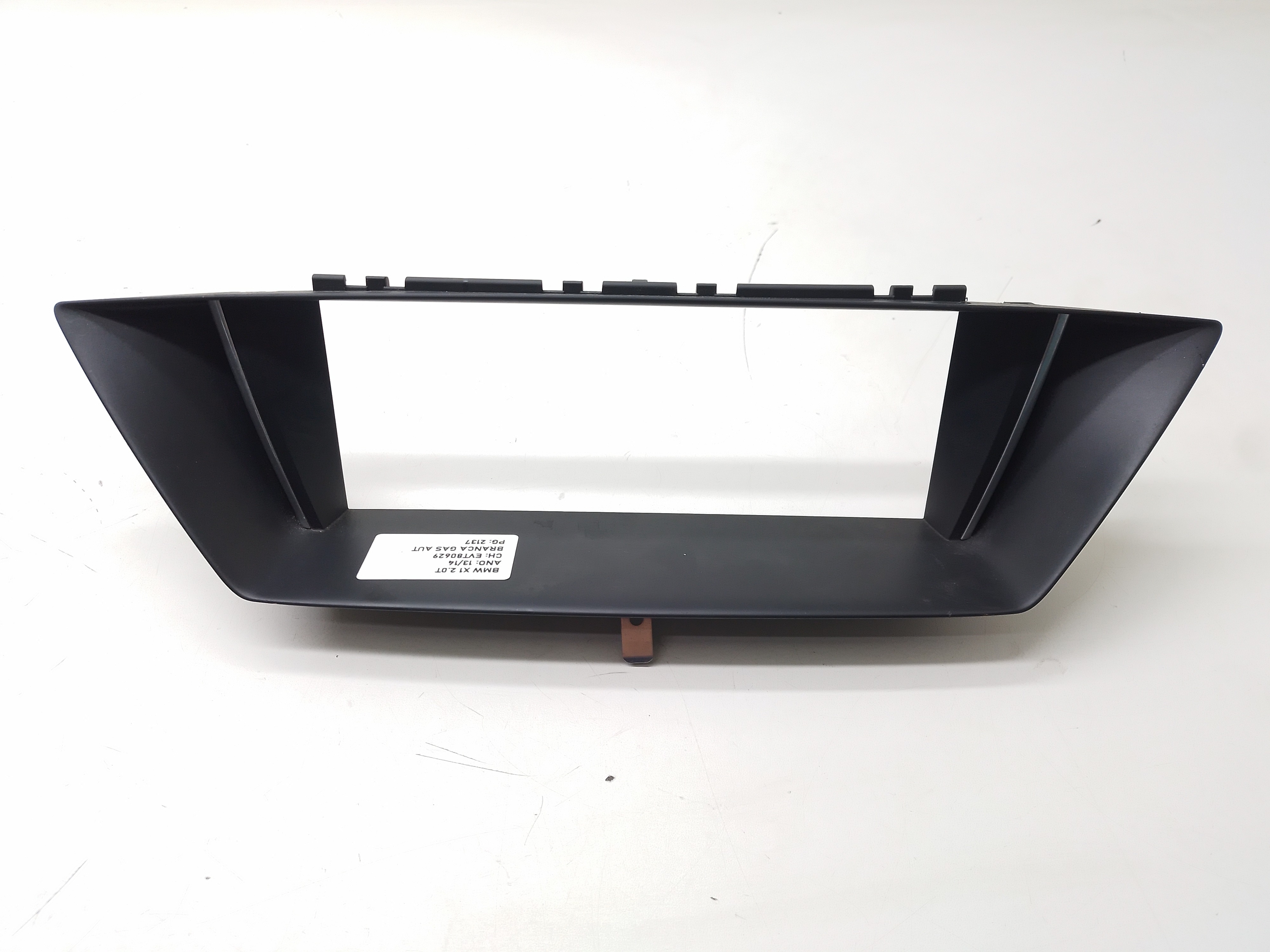 Acabamento Painel Bordo Bmw X1 2.0 2013 / 2014 Nº2287868 Preto