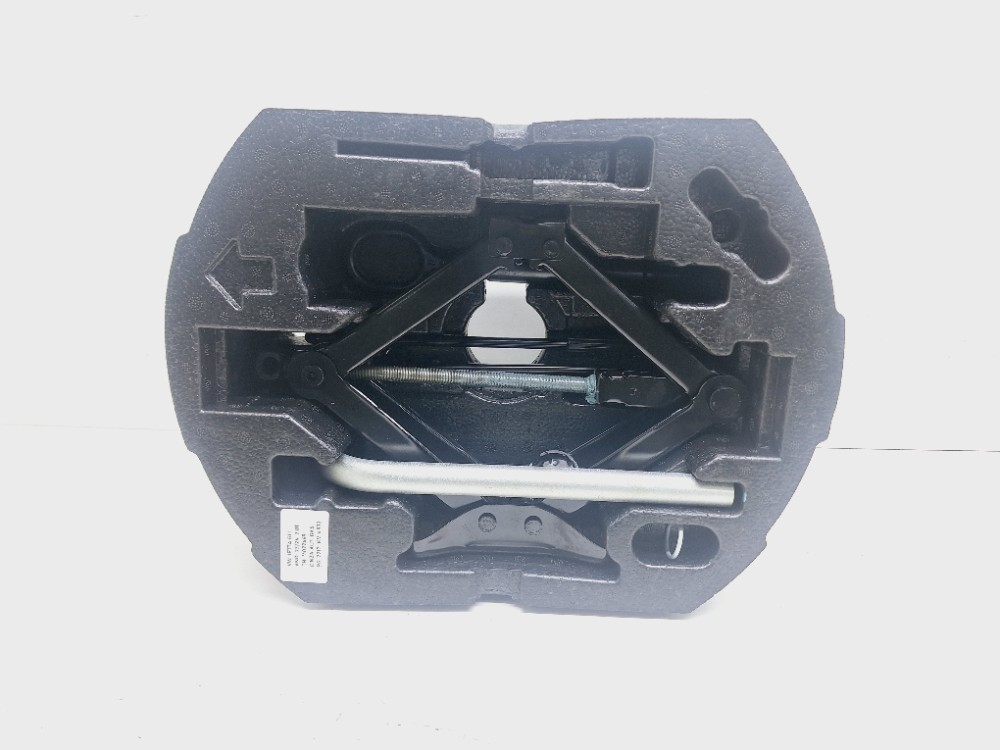 Suporte Estepe C Ferramenta Vw Jetta Gli 2.0 2024 5gm012115l