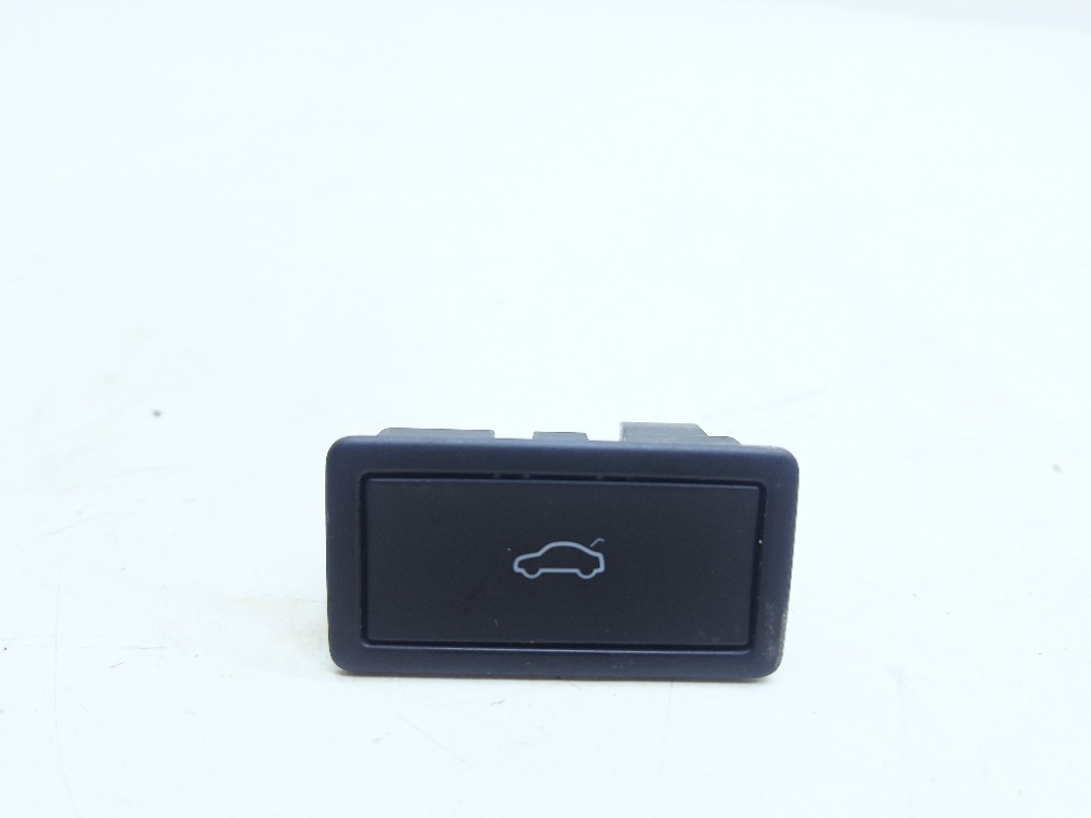 Botão Abertura Tampa Traseira Tiguan Tsi 2.0 2021 3G0959831B
