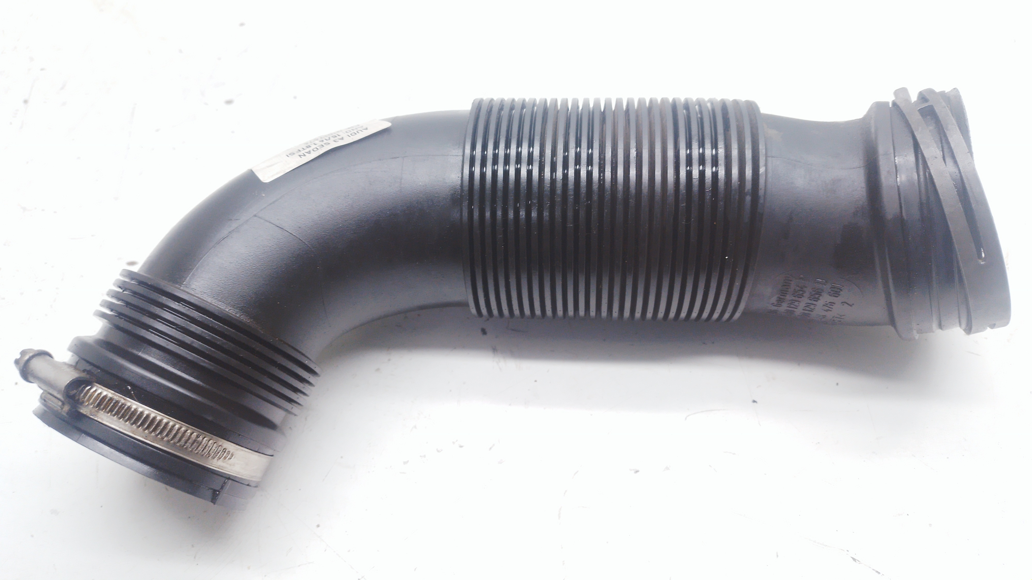 Mangueira Filtro Ar Audi A3 Sedan 1.8 2016 Nº5q0129654p