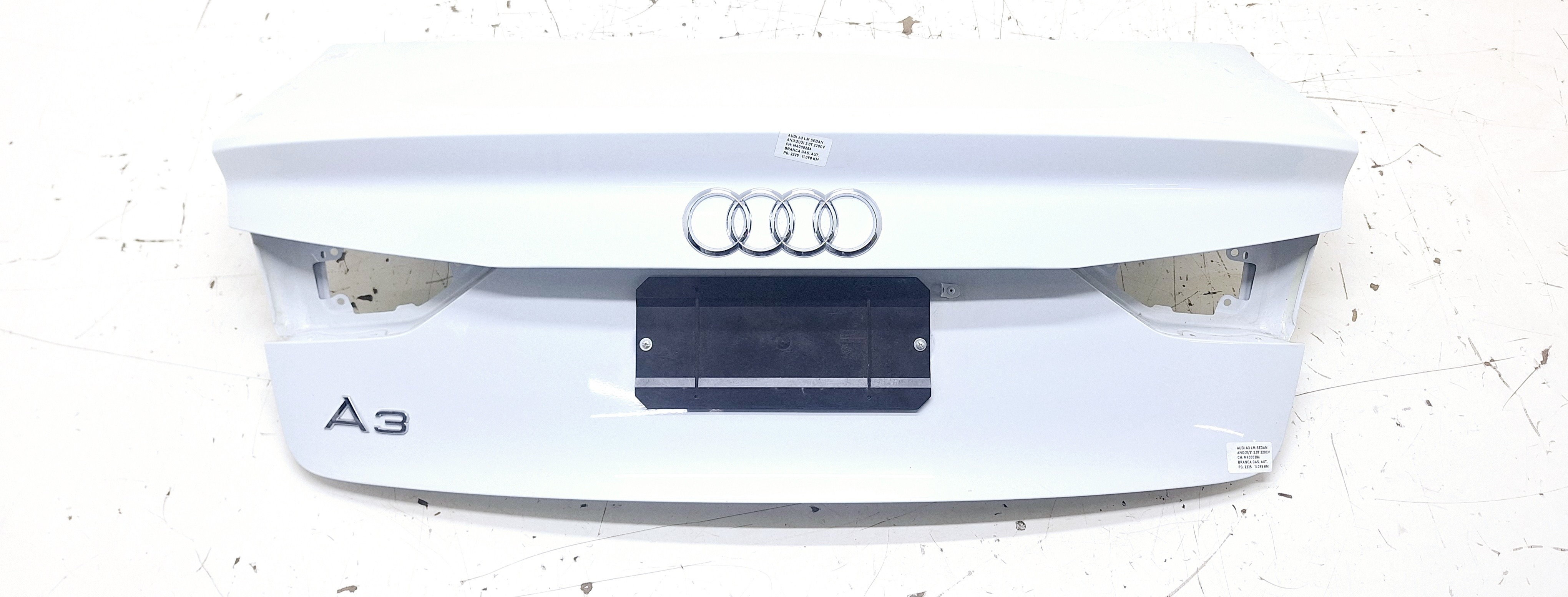 Tampa Traseira Porta Malas Audi A3 Sedan 2.0 2020 / 2021  Branco