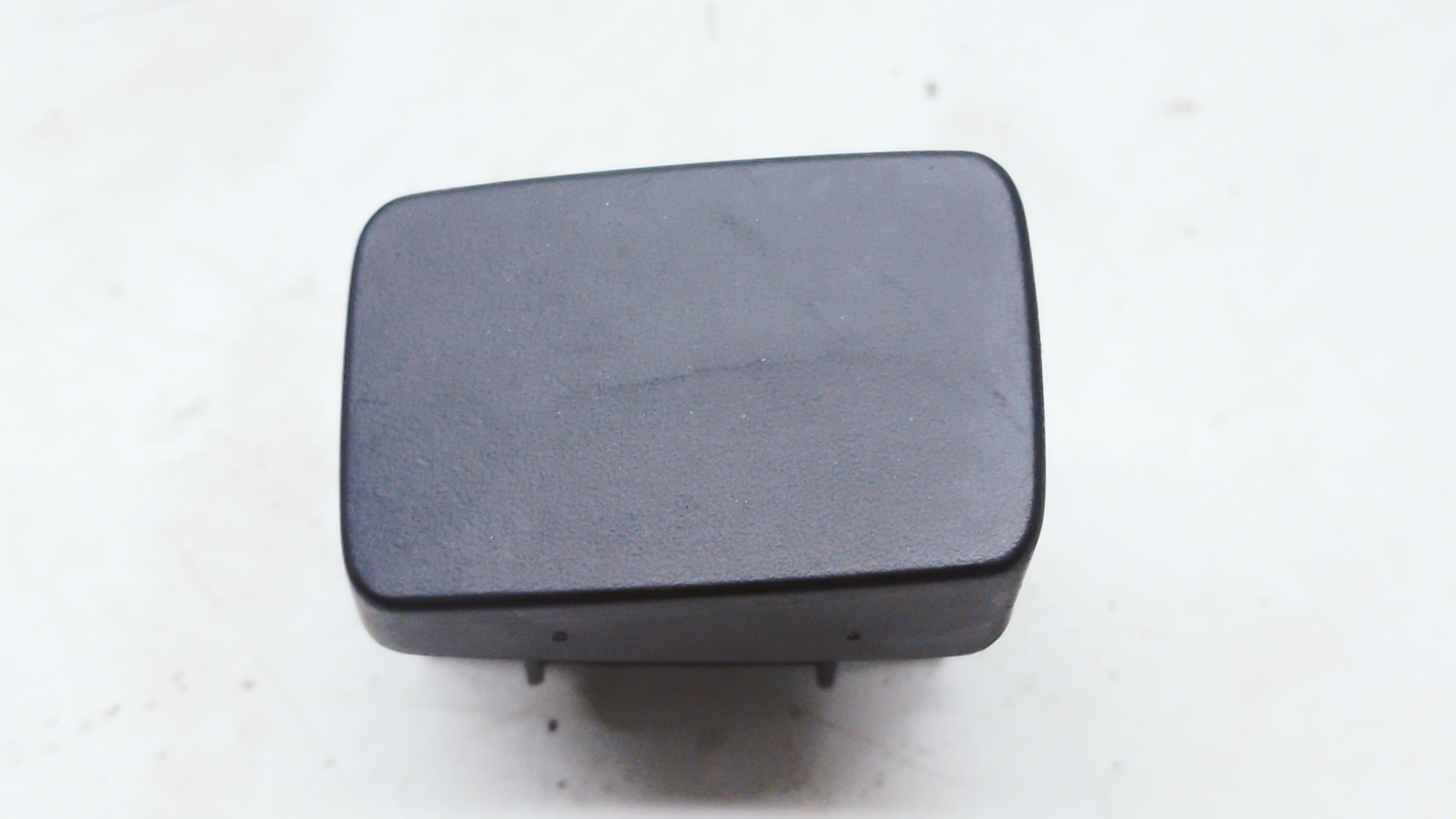 Botão Falso Hyundai Tucson 2.7 2007/ 2008 Nº937252e000