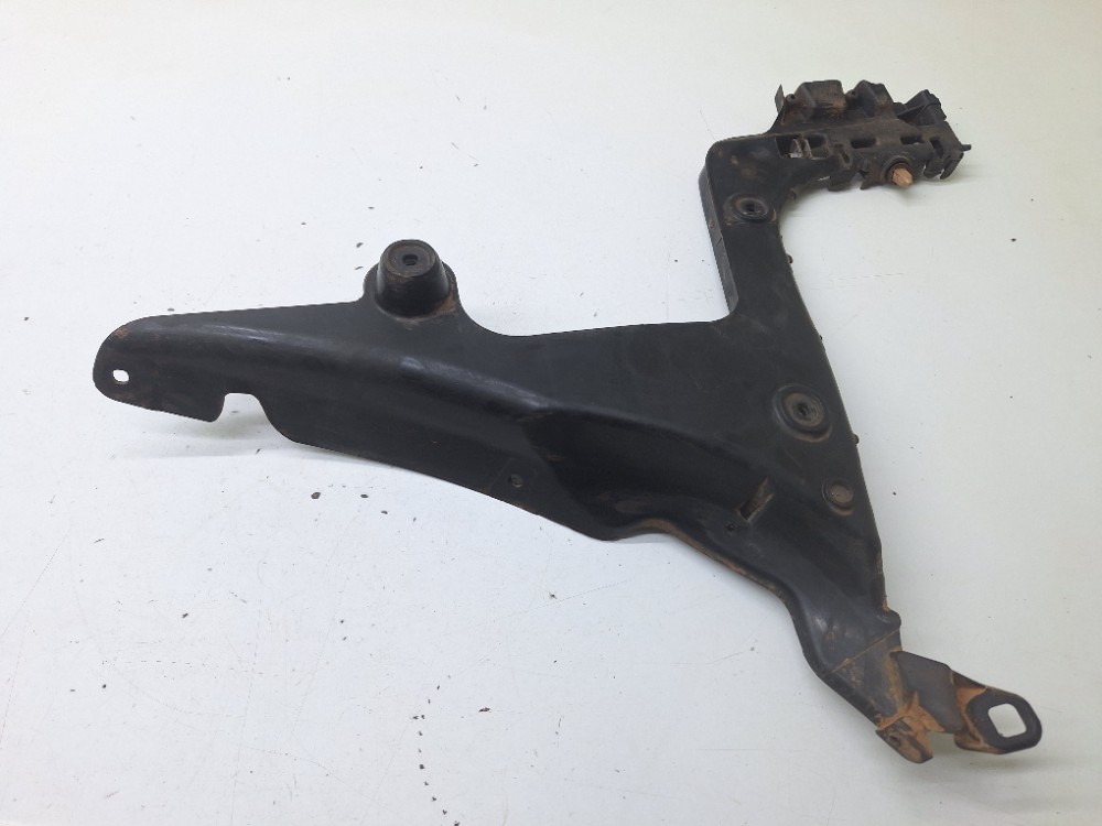 Guia Parachoque Dianteiro Esquerdo Audi A3  2.0t 2010 2011